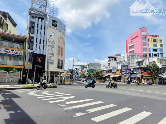 Siêu Phẩm Vị trí Đẹp - MT Trần Hưng Đạo Q1- 4 Tầng -Hđt 82triệu - Giá 41 Tỷ