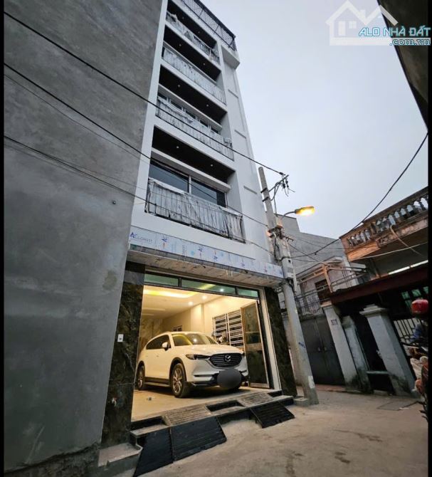 Bán nhà Trần Khát Chân DT 56m2 6 Tầng thang máy - Oto ngủ trong nhà Giá nét 14,8 tỷ có đàm