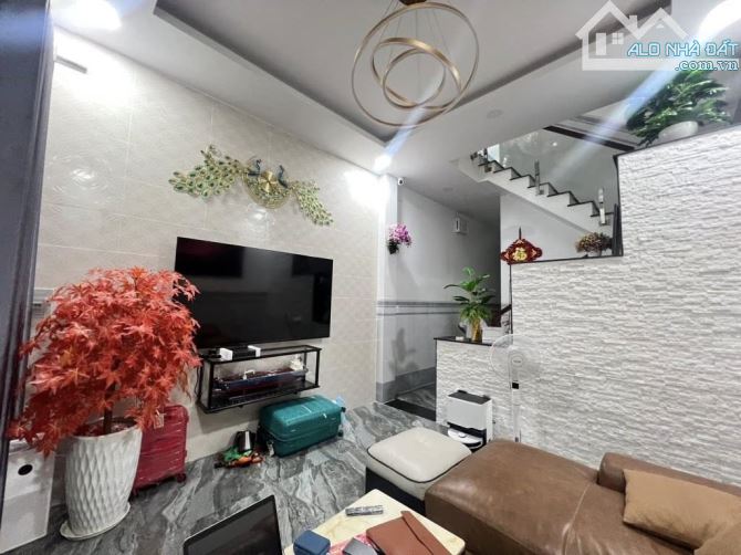 HÀNG HIẾM 8,3 tỷ/ 87m2  TĂNG NHƠN PHÚ A - 11