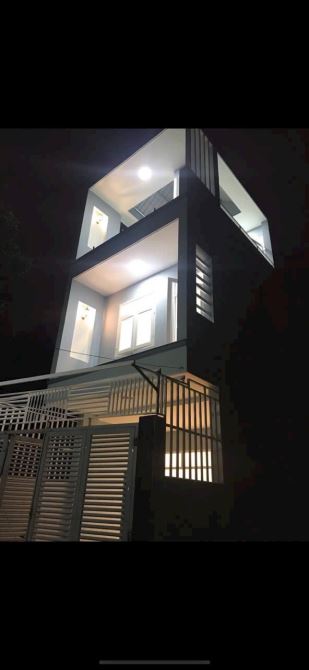 Bán Căn Nhà Vị Trí cực ky đắc Địa Đường Ngô Chí Quốc p.Bình Chiểu Thủ Đức, 3 Lầu, 3PN, HXH - 1