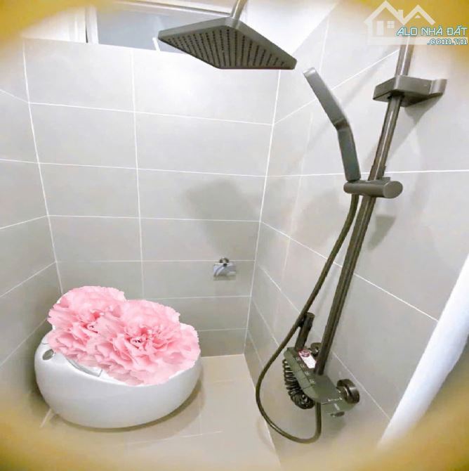 Bán nhà 4 Tầng Quận 10, hẻm ô tô đường Cách Mạng Tháng Tám, 125 m2, Giá 8 tỷ - 1