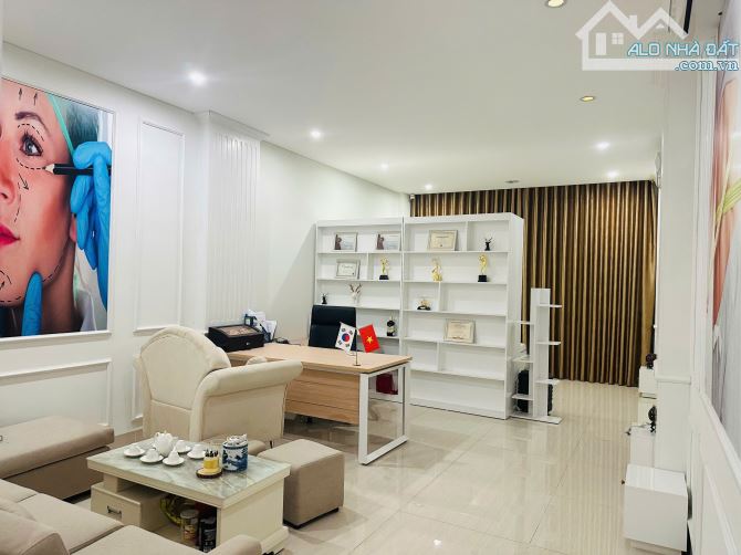 Bán nhà mặt tiền Nguyễn Văn Linh 4 tầng mới,kinh doanh - 1