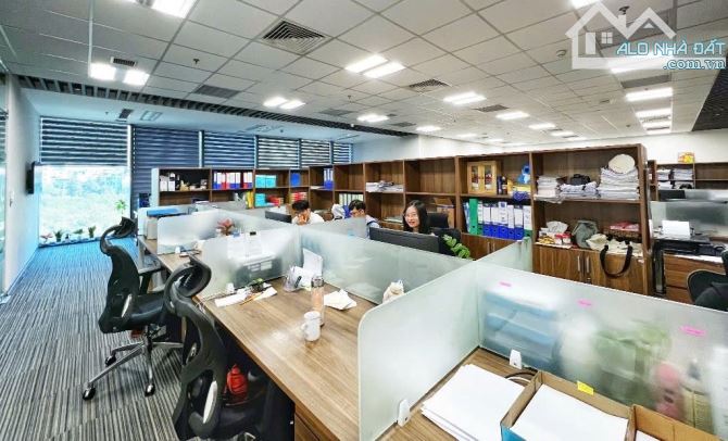 Bán gấp sàn văn phòng tầng 2 chung cư Lê Văn Lương đã hoàn thiện 850m2, giá chỉ 42 tr/m2. - 1