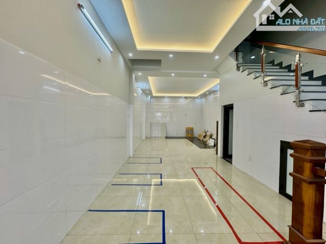 BÁN KÍN NHÀ 3 TẦNG MỚI 100% – MẶT TIỀN NGUYỄN PHƯỚC LAN –SÁT CẦU HOÀ XUÂN – GIÁ NHỈNH 14Tỷ - 1