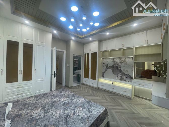 BÁN NHÀ MT FULL NỘI THẤT, THANG MÁY KỀ PHÚ MỸ HƯNG, PHÚ MỸ QUẬN 7, 5 TẦNG-80M2-4PN LỚN, CH - 1
