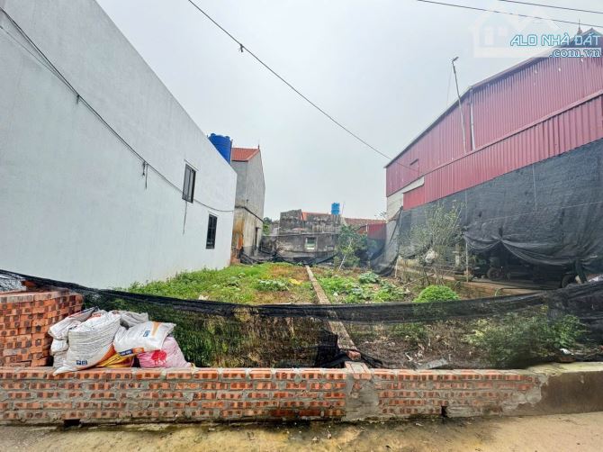 Cần bán 2 lô đất 90,1 và 94,5m tại Phú trạch - 1