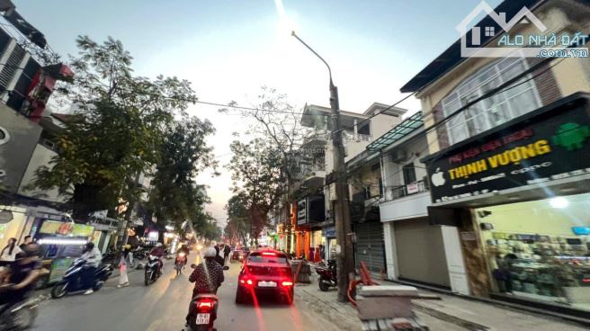 Bán Đất Tặng Nhà Mặt Đường Hai Bà Trưng - 1