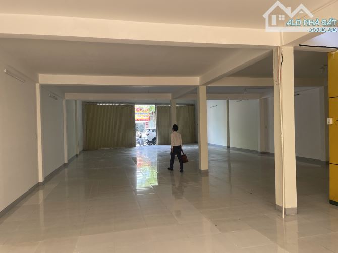 Nhà mặt tiền đường Quang Trung trung tâm tp quảng Ngãi - 1