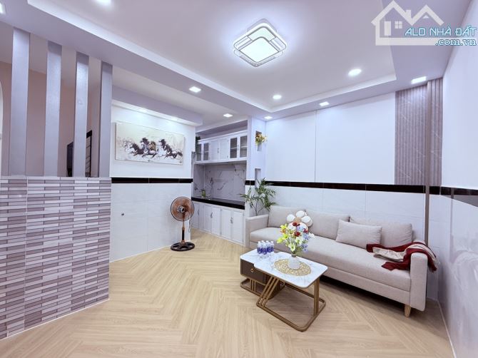 Bán nhà hẻm đường Nguyễn du phường 7 quận gò vấp - 1
