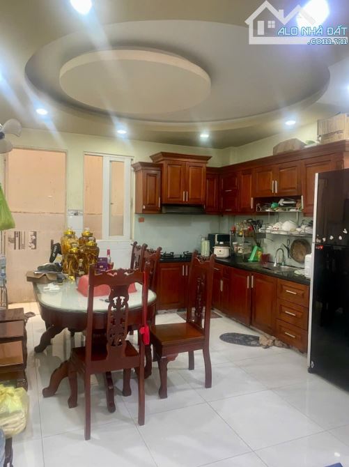 BÁN NHÀ LÊ CẢNH TUÂN – HẺM XE HƠI – TÂN PHÚ-5 TẦNG MỚI ĐẸP-59m2(4*14.6m)- 6.8 TỶ- còn TL - 1