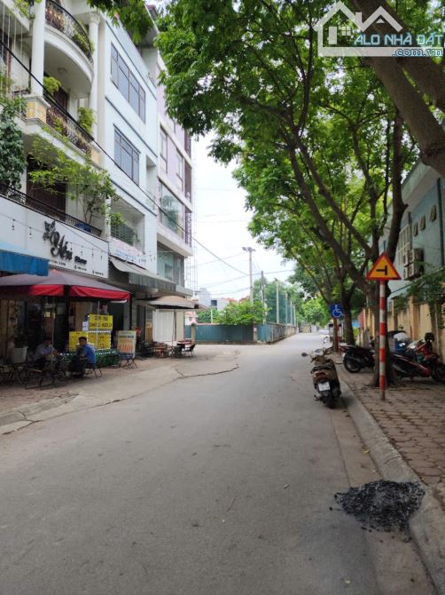 Siêu phẩm Đông Ngạc phân lô 90m2, Ô tô tránh, Vỉa hè, Kinh doanh đẳng cấp giá 23,5 tỷ - 1