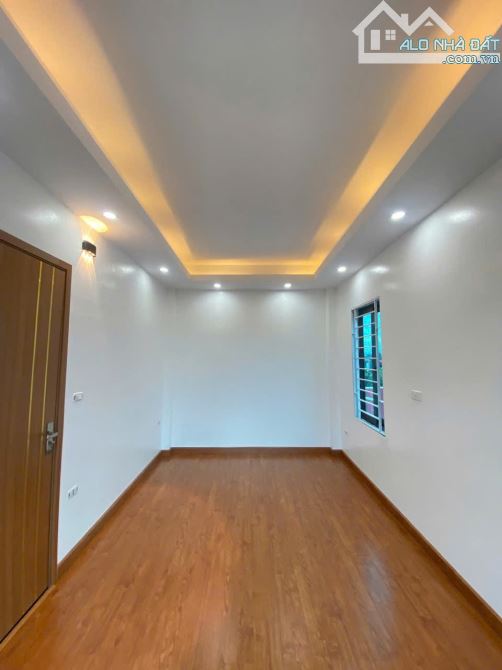 BÁN NHÀ HOÀNG LIÊN - LIÊN MẠC, Ô TÔ ĐỖ CỬA - 30M2, 6 TẦNG, MT 6M, GIÁ 6,6 TỶ - 1