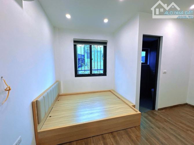 Tòa nhà 7 tầng Lạc Long Quân 55m 15 tỷ Tây Hồ Hà Nội view Hồ Tây ra Nhật chiêu thể dục vi - 1