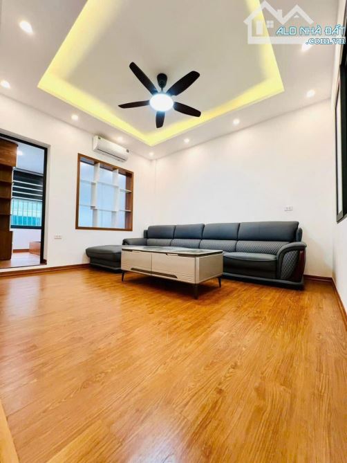TẬP THỂ PHỐ NGUYỄN LƯƠNG BẰNG 30M - Ô TÔ ĐỖ CHÂN CẦU THANG - 1