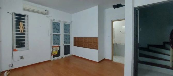 Bán nhà Xuân La, dân xây chắc chắn, gần ô tô tránh, ngõ thông, giá đầu tư. - 1
