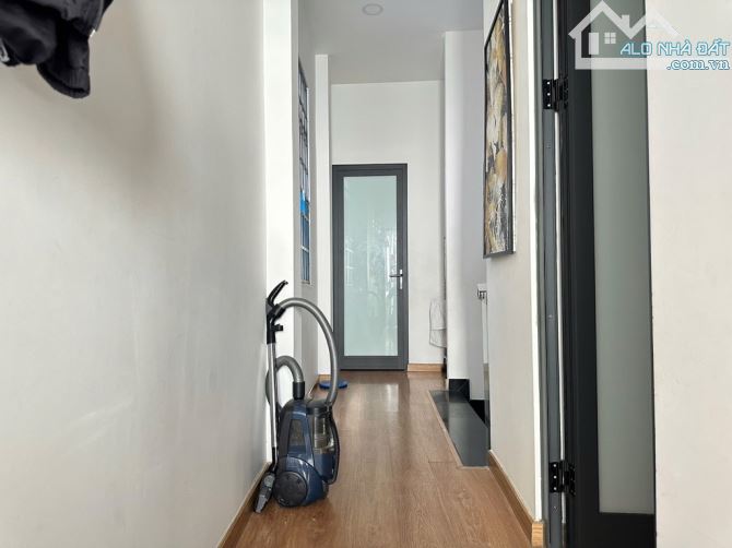 NHÀ BÁN NGAY EMART HẺM XE HƠI 7 CHỖ ✈️THIẾT KẾ 2 TẦNG NHÀ ĐẸP✈️ 4.2X13 - DTCN 58M2 GIÁ 6,7 - 12