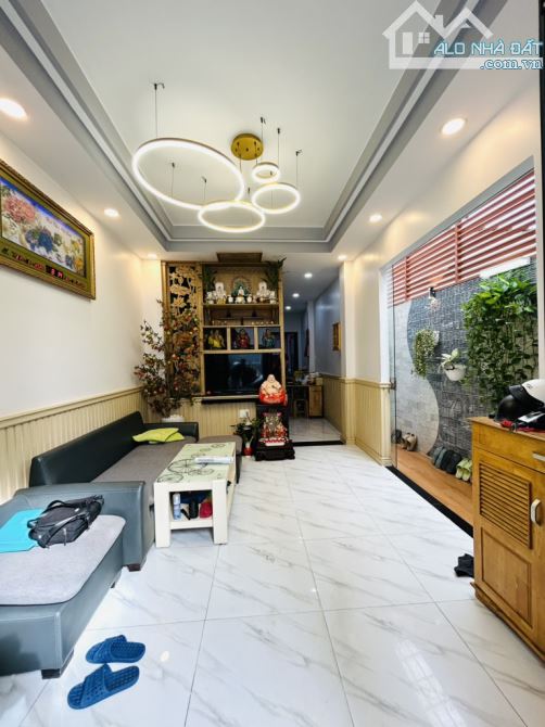 6 tỷ Nhà Đẹp 4 Tầng DT 50m Huỳnh Tấn Phát.P.Phú Thuận,Quận 7 - 12