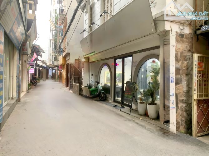 Bán đất Dương Quảng Hàm,Cầu Giấy 81m2,mt:9m,lô góc,thông,kd,50m ra phố,dòng tiền,22.9tỷ. - 2