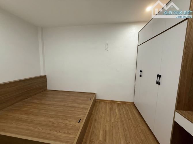 Bán nhà 3 tầng làn 2 Hoàng Hoa Thám, ngõ ô tô, dt 43m2, mt 4.35m, ĐB giá 4.35 tỷ - 2