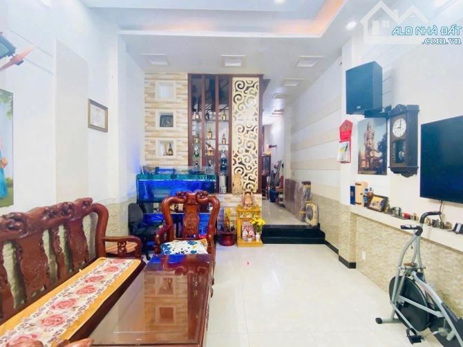 Gấp!!! Chủ Ngộp bán Nhanh - Miếu Gò Xoài 3 Tầng Đẹp - Giá Nhỉnh 5 Tỷ - 2