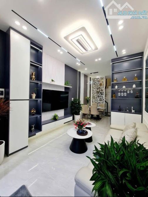 ❤️❤️ SIÊU HIẾM- 7,2 TỶ - 45M NHÀ ĐẸP NGỌC THỤY, NGÕ NÔNG THÔNG, Ô TÔ ĐỖ CỬA, GẦN Ô TÔ TRÁN - 2