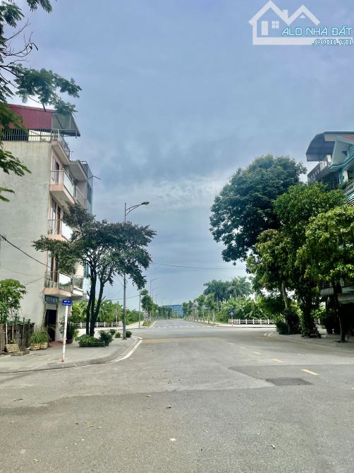 Siêu Hiếm Long Biên Mảnh Đất 80m2-Mt 6m-13 tỷ-PHÂN LÔ - VỈA HÈ - KINH DOANH-PHÁP LÝ RỎ - 2