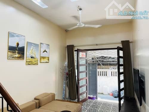 Bán đất 115m2 tặng nhà 5 tầng quận Tây Hồ giá 21 tỷ. - 2