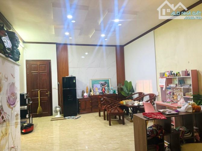 Biệt thự sân vườn Ngọc Hồi 260m 4 tầng mặt tiền 15m  không gian mở ánh sáng giá 28 tỷ. - 2
