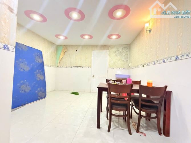 NHÀ 4x17M,FULL THỔ, SHR, ĐƯỜNG 6M, LỜI 80Tr/Năm, Khu Hiệp Thành. 2 ĐỒNG x TL nhanh - 2