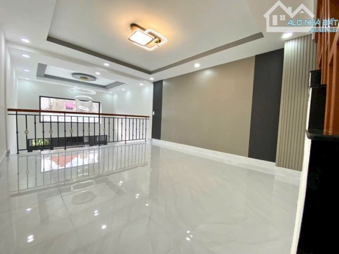 Nhà đẹp Tân Phú – 3PN – 3WC – gần mặt tiền – giá tốt 4.75 tỷ - 2