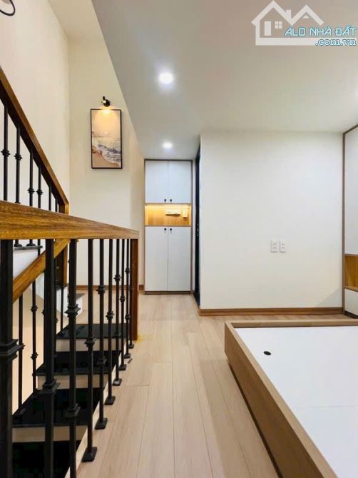 Bán nhà Bạch Mai 18m2, nhà xây mới đẹp, 4 tầng, 3 ngủ, đầy đủ nội thất sẵn về - 2
