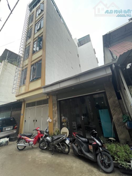 Bán Đất Tặng Nhà Cấp 4 Cầu Diễn – 51m² – MT 4m – Ngõ Thông – Ô Tô Tránh – KD 12 Tỷ - 2