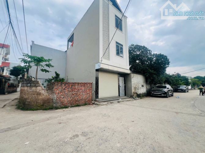 Cực hiếm, bán đất Thị trấn Chúc Sơn, Chương Mỹ 50m2 đường 10m lô góc kinh doanh - 2