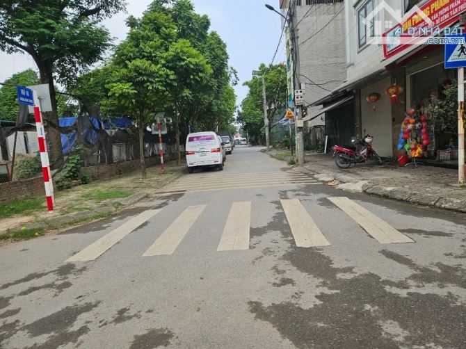 Siêu phẩm Đông Ngạc phân lô 90m2, Ô tô tránh, Vỉa hè, Kinh doanh đẳng cấp giá 23,5 tỷ - 2