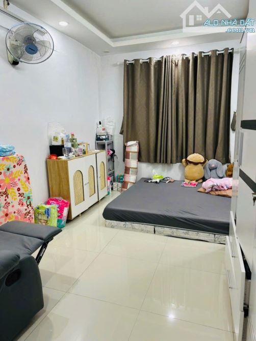 VIP NHẤT 20 THƯỚC - LÔ NHÌ HOÀNG DIỆU VỊ TRÍ ĐẸP KINH DOANH BUÔN BÁN TỐT ĐƯỜNG 10 MÉT XE T - 2