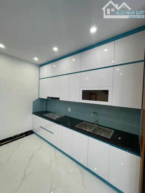 Siêu đẹp mặt tiền rộng nhà 5.1m 5 tầng diện tích 50m chỉ 9 tỷ có thương lượng giá đầu tư - 2