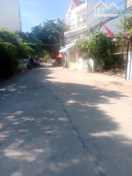 Giá rẻ đầu tư mặt tiền Kinh Doanh Lư Giang, Phước Đồng đối diện làng Đại Học