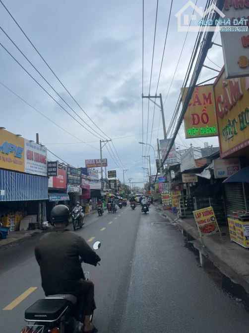 Bán nhà mặt tiền 8x40m giá 17 tỷ Đường Phan Văn Đối - 2