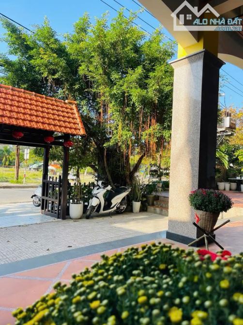 CHUYỂN NHƯỢNG GẤP KHÁCH SẠN 5 TẦNG - 36 PHÒNG - GẦN BIỂN CỬA ĐẠI HỘI AN - VỊ TRÍ VÀNG - DO - 2