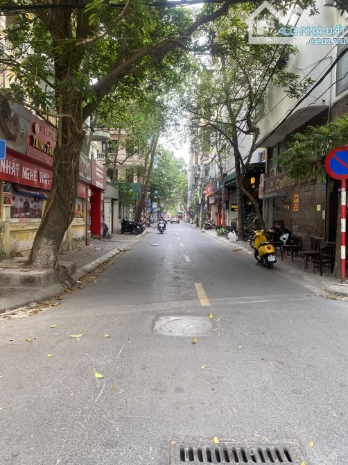 LÔ GÓC PHÂN LÔ NGUYỄN KHÁNH TOÀN OTO TRÁNH VỈA HÈ KINH DOANH TỐT 90m MT 6m 33.8 Tỷ - 2