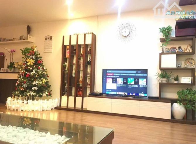 Căn hộ phố Cầu Giấy, 82m2, 3PN, Full Nội thất, 5.25 tỷ - 2