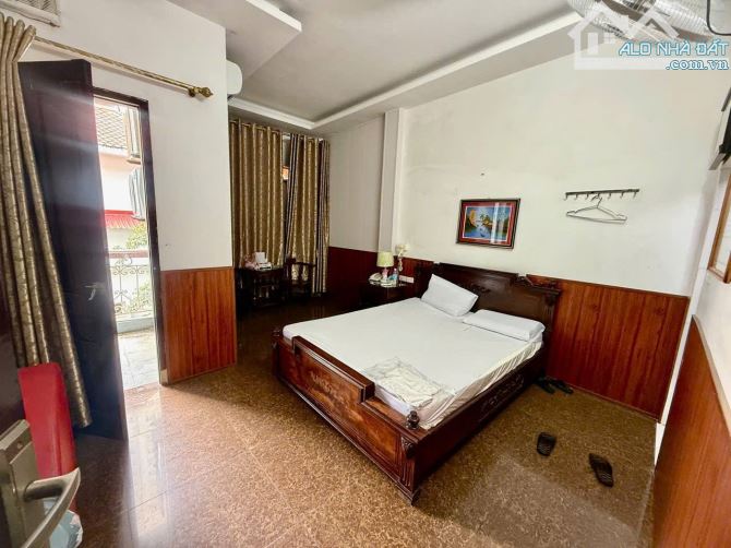 Chính chủ bán nhà dân xây 5 tầng, 39m, ô tô ngủ trong nhà, Nguyễn Chí Thanh, Đống Đa - 3