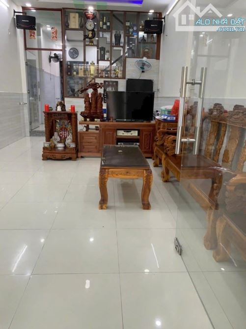 Nhà bán: đường số 8. Q Bình Tân. DTSD 64m2. 3 tầng. Giá 6,6 tỷ - 3