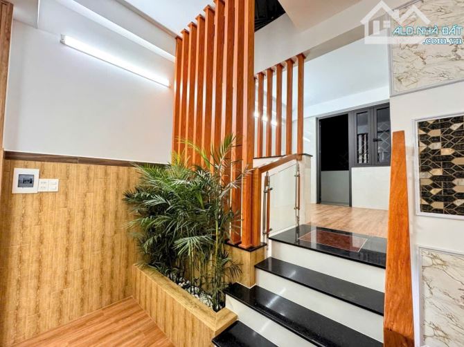 HƯƠNG LỘ 2 -(4x15m) 5 TẦNG THIẾT KẾ MẪU HIỆN ĐẠI - CÓ GARA Ô TÔ - FULL NỘI THẤT 8.68 TỶ - 3