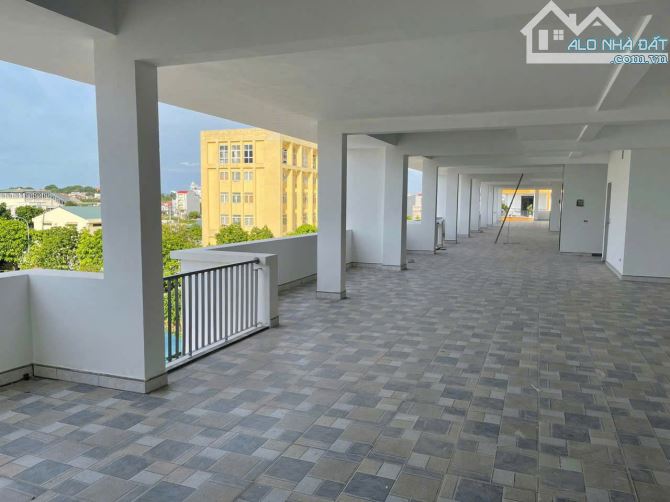 Cần bán 4 căn shop liền kề liền nhau chân chung cư La Fortuna Vĩnh Yên - 3