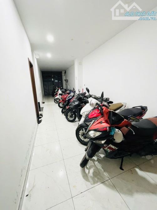 BÁN CHDV QUẬN 7, 4 TẦNG, 6x16M, 11 PHÒNG DÒNG TIỀN 55 TRIỆU, NGUYỄN THỊ THẬP - 3