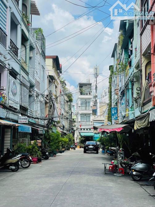 VIP NHẤT 20 THƯỚC - LÔ NHÌ HOÀNG DIỆU VỊ TRÍ ĐẸP KINH DOANH BUÔN BÁN TỐT ĐƯỜNG 10 MÉT XE T - 3