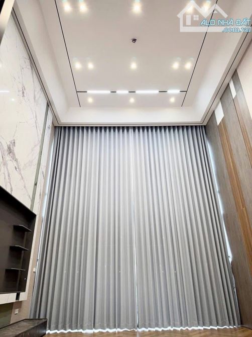 Phố Trạm - Long Biên 100m x 8 tầng, mặt tiền 5.3m, giá 26.5 tỷ thương lượng - 3