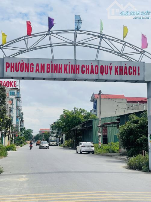 Chủ gửi cần bán gấp lô đấy vuông đẹp-2 mặt tiền trước sau-thông ô tô ra vào chỉ 1tỷ35 - 3
