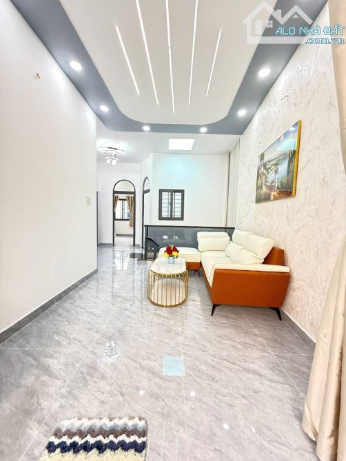 QUANG TRUNG, P.11, GÒ VẤP – 80m²- NGANG 6.5M NỞ HẬU – 2 TẦNG – 4PN (1 PN trệt) –  6.x Tỷ - 3